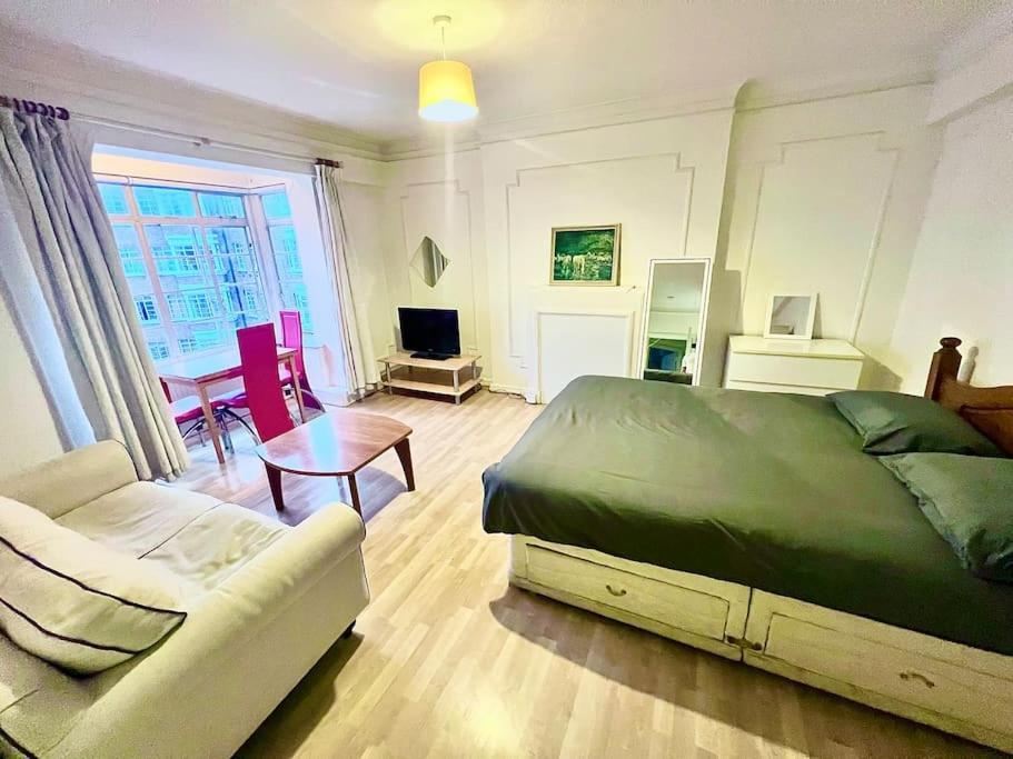 King-Sized Studio, 6Th Floor + Lift, Regent'S Park London Exterior photo